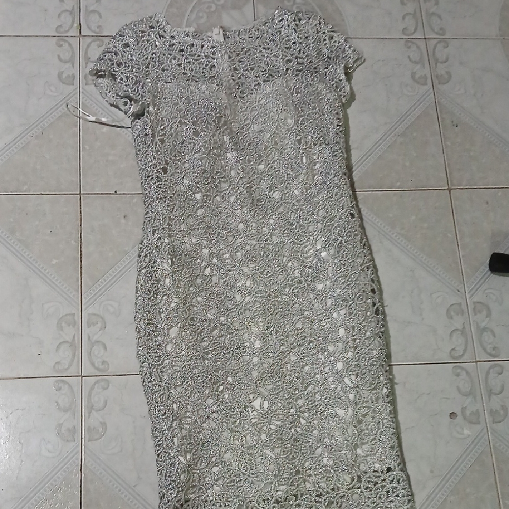 Chic Lace Midi Dress in Silver